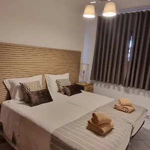 https://tulipa-frias-29506.hotelaalgarve.com